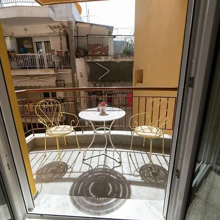 Apartment Little Cosy And Sunny In Thessaloniki